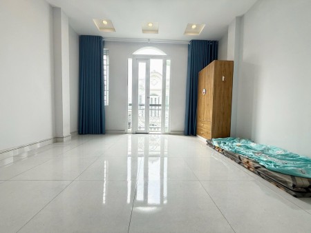 Phòng #3tr2 có ban công, đẹp kiên cốGần ĐH NTT... tại sao ko ởPhòng 25m2, máy lạnh, ban công