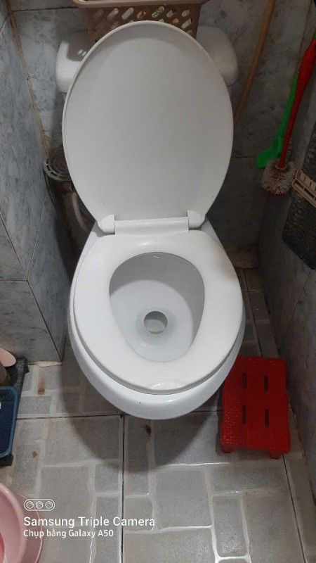 Cho thuê phòng trọ giá rẻ.đia chỉ 243/24/9 mã lò.số đt liên hệ gặp chị Loan: 0918 642 810