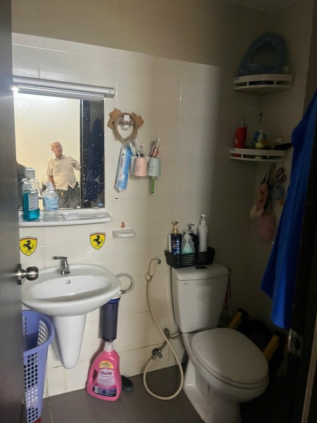 CHung cư Nguyễn Tri Phương, P8, Q5, 70m2, 2PN, 1WC, Lầu 4, Thang bộ, 9tr/th.