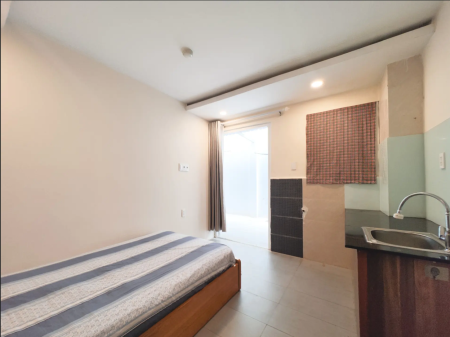 Phòng bình dân ngay trệt đầy đủ tiện nghi ở Phạm Hùng nối dài