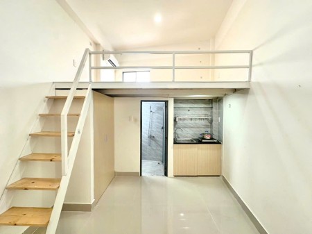 PHÒNG CÓ GÁC SẠCH SẼ GẦN CÔNG VIÊN GIA ĐỊNH - SÂN BAY