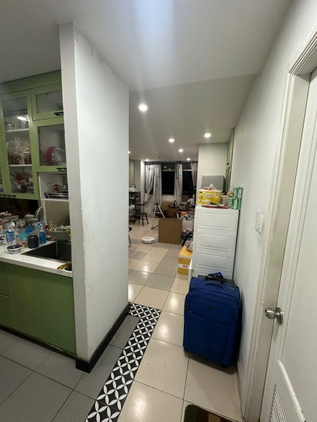 Chung cư Screc , P12, Q3, CĂN GÓC , 2PN, 2WC, 85m2, giá 13tr/tháng.