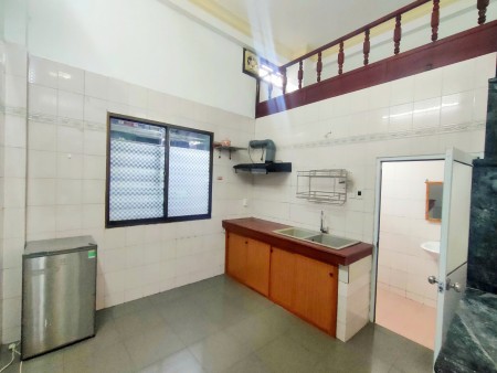 CHO THUÊ 3TẦNG K/TRẦN QUỐC TOẢN, GẦN BẠCH ĐẰNG, TRẦN PHÚ, HẢI CHÂU_11TR