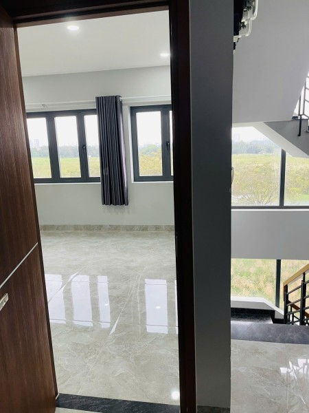 Cho thuê chdv gần citihome Cát Lái nt như hình, siêu rộng 30m2 Giá 4tr