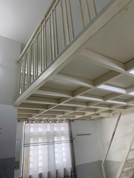 Cho thuê căn hộ mini 30m2, lầu 4, có gác, máy lạnh, bếp - Ngay khu văn phòng và các trường Đại học
