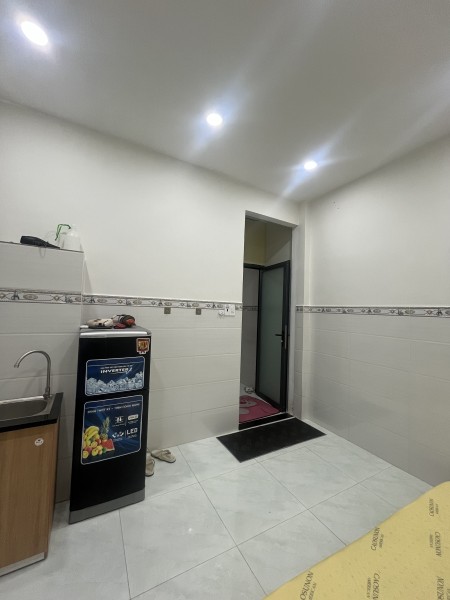 Cho thuê phòng 18m2 - đầy đủ nội thất - P trệt giá 4.5tr - P13 - Q Tân Bình