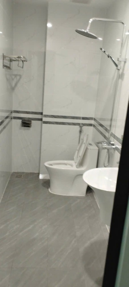 Chính chủ cho thuê phòng 35m2 ( 4.5trieu) sau bến xe yên nghĩa, oto tránh, đó ngày đêm.