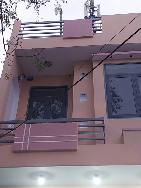 Cho thuê nhà nguyên căn để làm văn phòng hoặc kinh doanh buôn bán