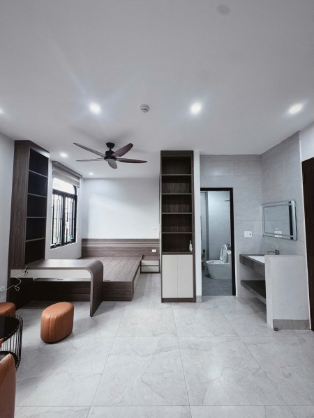 CHIẾN THẮNG STUDIO 30M2 FULL ĐỒ, NGAY CHỢ TRIỀU KHÚC, OTO ĐỖ CỬA