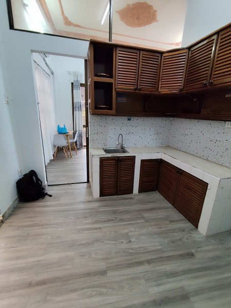 CHDV 1Phòng Ngủ Tách bếp Ban công Cửa sổ Giờ Tự Do Không chung chủ