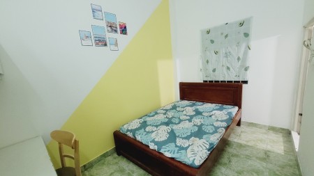 CHO THUÊ PHÒNG STUDIO ĐẦY ĐỦ NỘI THẤT MÁY LẠNH BAN CÔNG