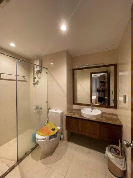 chung cư Satra Eximland Phú Nhuận có nội thất, 2p ngủ, ban công, giá 16tr