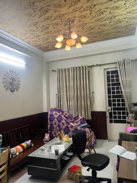 Chung cư 590 CMT8, Quận 3: 80m2, 2p ngủ, NTCB, 9 triệu