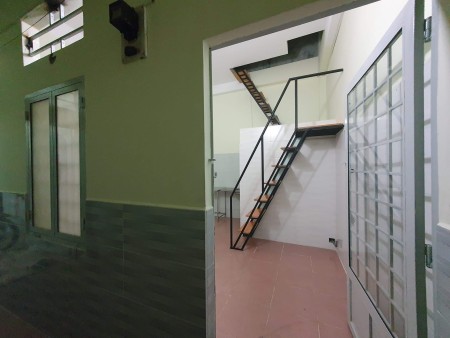 Phòng trọ có gác đúc, gần Vincome Quang Trung, Gò Vấp
