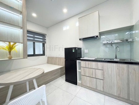 Cho thuê căn hộ có thang máy giá rẽ - chợ Bà Chiểu - khu Phan Xích Long - cầu Bông