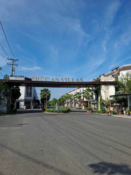 NHÀ PHỐ LIỀN KỀ, NHIỀU TIỆN ÍCH,GIÁ SINH VIÊN