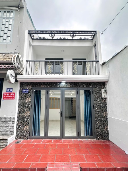 Nhà nguyên căn mới tinh, 2 phòng ngủ, hẻm xe hơi đường Huỳnh Thiện Lộc, Tân Phú.