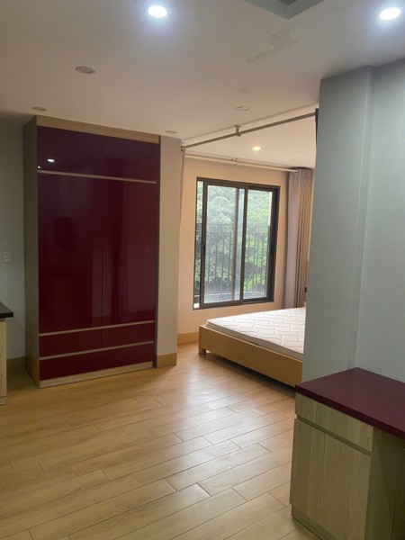 Cho thuê Căn hộ Apartment 1N1K tại ngõ 294 Kim Mã, Ba Đình. Ngõ nông rộng ô tô vào nhà. Chỉ 10tr