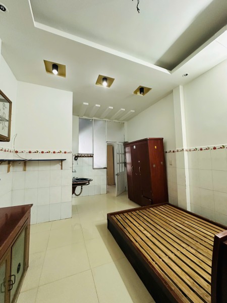 Chính chủ cho thuê phòng gần cổng KCN Tân Bình.