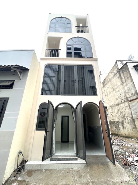 Căn Hộ Ban Công ngay ngã tư Thủ Đức