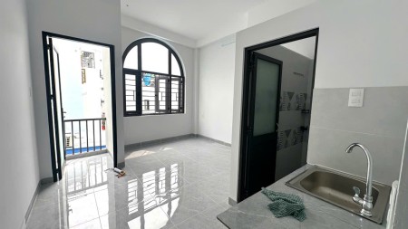 Bancon lầu 1, siêu sạch, thoáng, yên tĩnh