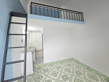 Phòng Gác cao Thoáng Nguyễn Tri Phương, Dĩ An Giờ Thoải Mái, Dãy ít Phòng