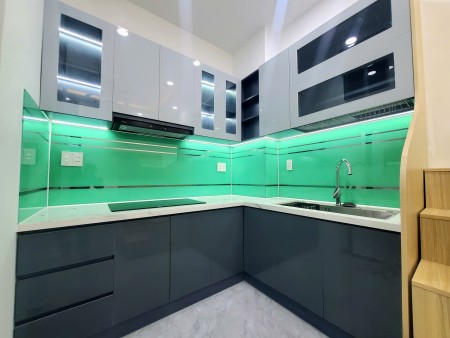 Phòng cho thuê/ Căn hộ Dịch vụ