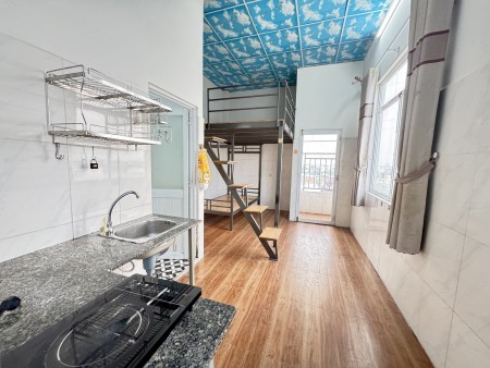 CHÍNH CHỦ CHO THUÊ PHÒNG BAN CÔNG THOÁNG SÁT ĐH NGUYỄN TẤT THÀNH ĐI BỘ