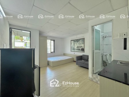 TRỌ BÌNH THẠNH GẦN Q1,Q3, NGÃ TƯ HÀNG XANH - STUDIO 35m2 BAN CÔNG CỬA SỔ LỚN - NGÔ TẤT TỐ - BTHANH