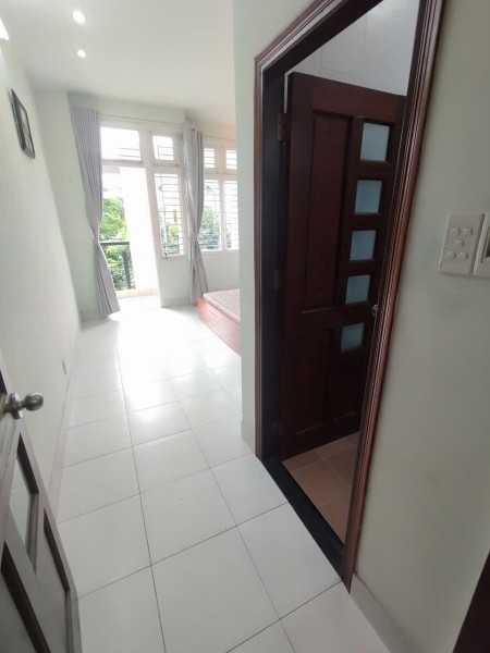 Phòng máy lạnh bếp tách phòng ngủ. KDC Bình Hưng. Quận 8