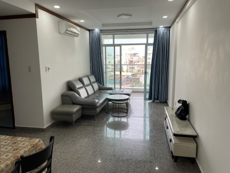 Cho thuê phòng CC Hoàng Anh Thanh Bình