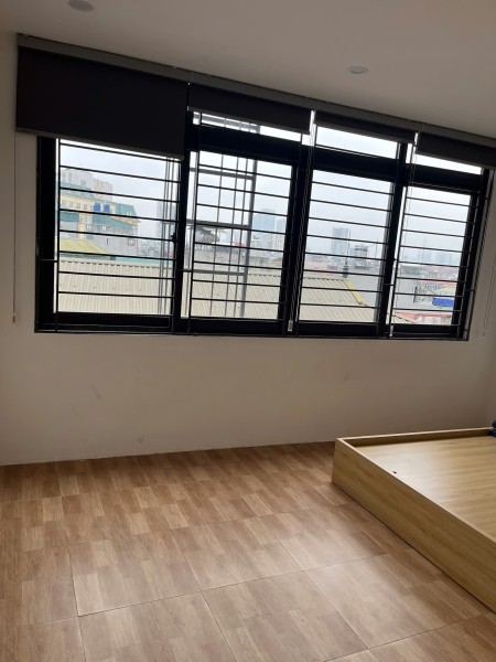 Cho thuê phòng khép kín, full nội thất, thang máy, máy giặt, cửa vân tay, full cửa sổ