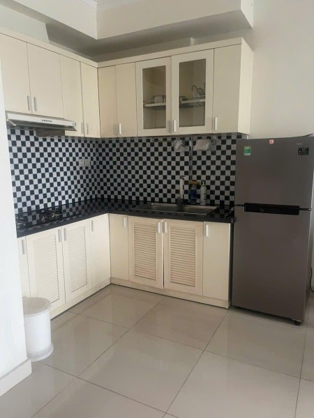 C/c Nguyễn Ngọc Phương căn 2p ngủ, nội thất cao cấp, giá 15tr/th