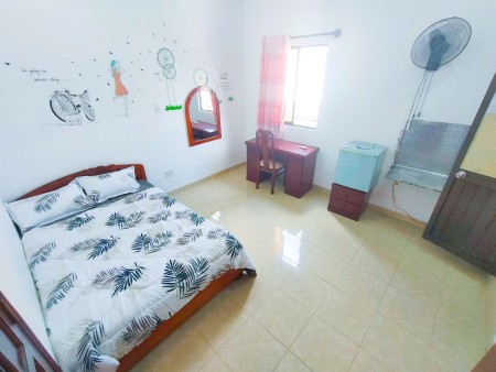 PHÒNG CHO THUÊ FULL NỘI THẤT SẠCH, CÓ CỬA SỔ THOÁNG - CHÍNH CHỦ