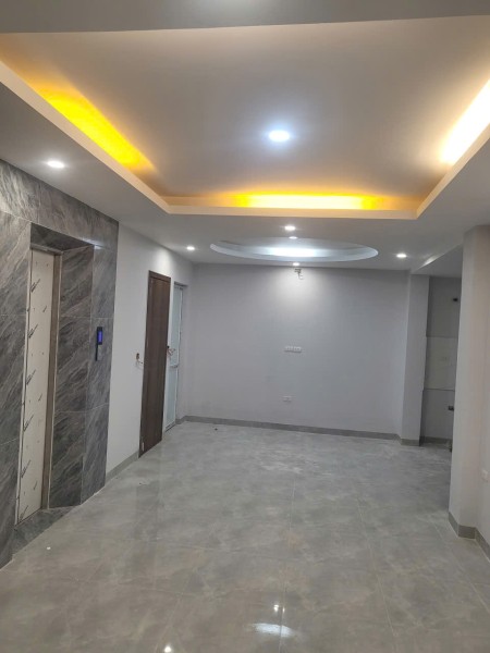 Chính chủ Cho Thuê mặt bằng kinh doanh tầng 1 nhà mặt đường, thuận tiện giao thông