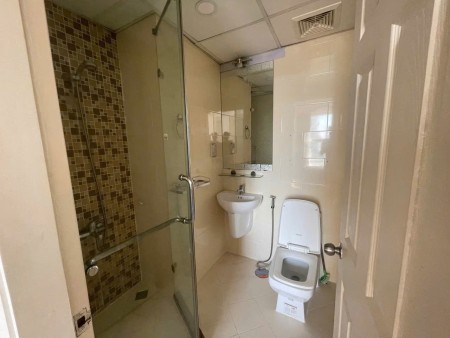 Chung cư 590 đường CMT8 căn hộ 2p ngủ,sẵn nội thất giá 11tr/th