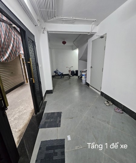 Phòng trọ nhà mới xây, khép kín, thang máy, đủ đồ