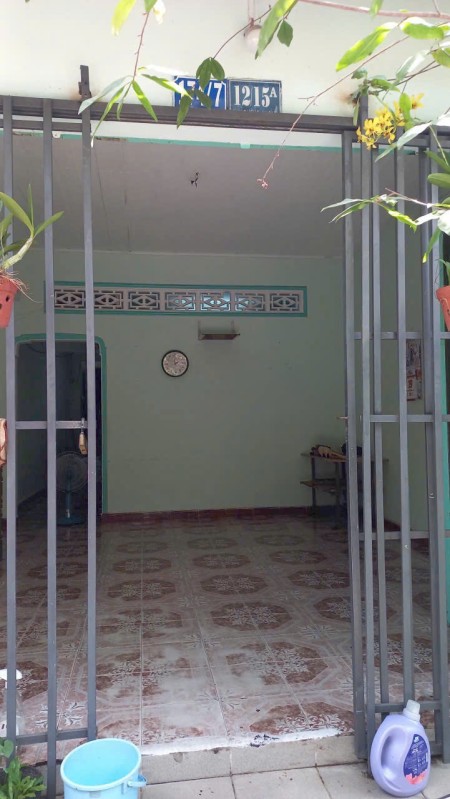 Cho nhà cấp 4 Dien tich 40m2, 2 phòng ngủ