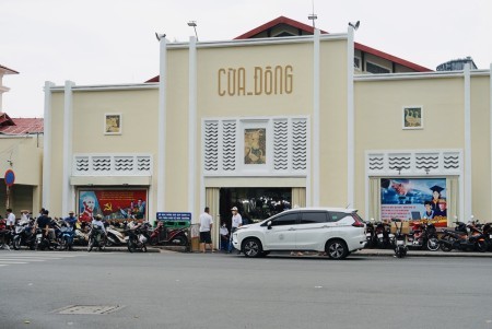 Cho thuê sạp đôi ở Cửa Đông, Cổng 13 chợ Bến Thành: đường Phan Bội Châu