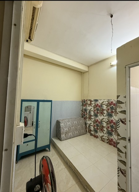 Phòng giá rẻ đẹp , - Cửa sổ thoáng mát- trung tâm Phú nhuận- Huỳnh Văn Bánh gần Lê văn sỹ