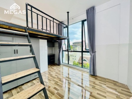 PHÒNG MỚI CÓ GÁC CỬA SỔ LỚN GẦN GO TRƯỜNG CHINH