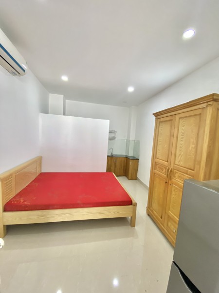 Phòng full nội thất Nguyễn Hữu Cảnh gần Vinhome