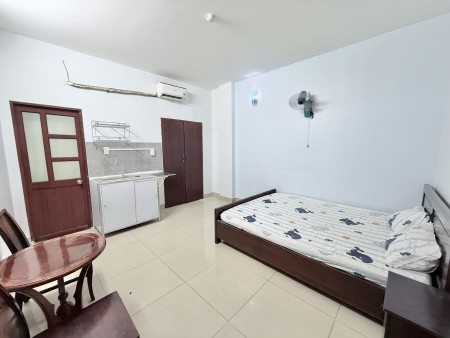 Ngay UTC2 chưa đến 1km, phòng full nội thất có thang máy di chuyển