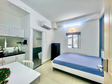 PHÒNG CỬA SỔ LỚN FULL TIỆN NGHI GẦN CHỢ TÂN MỸ Q.7