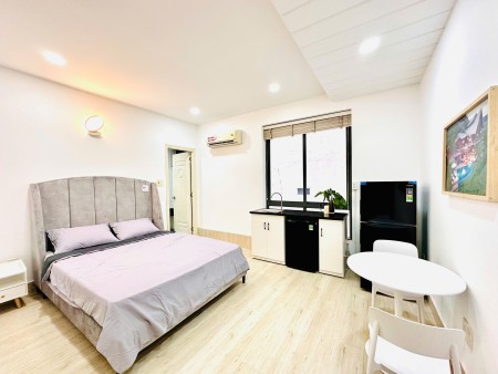 Căn hộ Studio cửa sổ gần ĐH Văn Lang full nội thất tự do