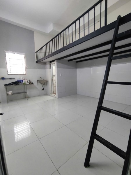 Phòng trọ 30M2 - Gác cao 1M9 - Lê Văn Sỹ - giá Sinh Viên