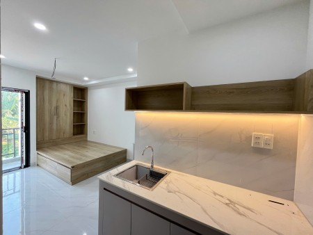 Căn hộ ban công full nội thất mới xây, ngay NVLinh gần NTThập, cầu Phú Mỹ, Lotte mart