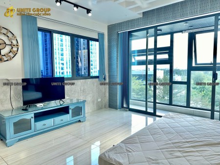 Căn hộ ban công,cửa sổ rộng full nội thất đường HQViệt q7,gần HTPhat,trường qte Canada,Phú Mỹ Hưng