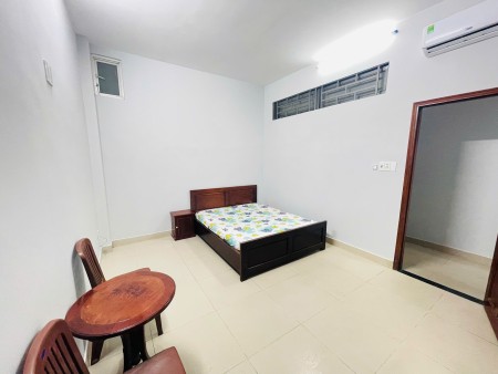 Căn hộ lớn, P.ngủ, P.Bếp - FULL nội thất - Ngay CC Man thiện, Khu CNC