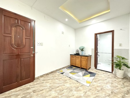 PHÒNG CAO CẤP 5’ ĐI DH KINH TẾ BÁCH KHOA, GIÁ HẤP DẪN